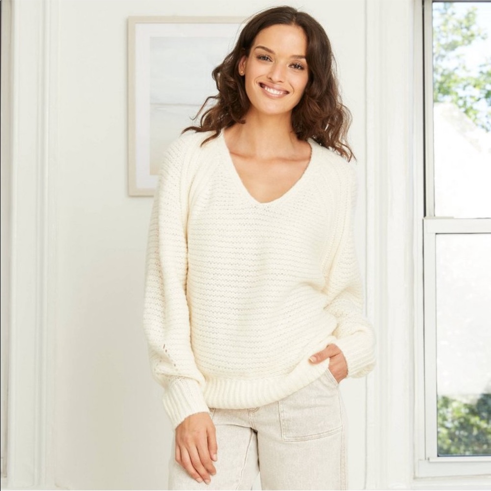 Women’s white sweater